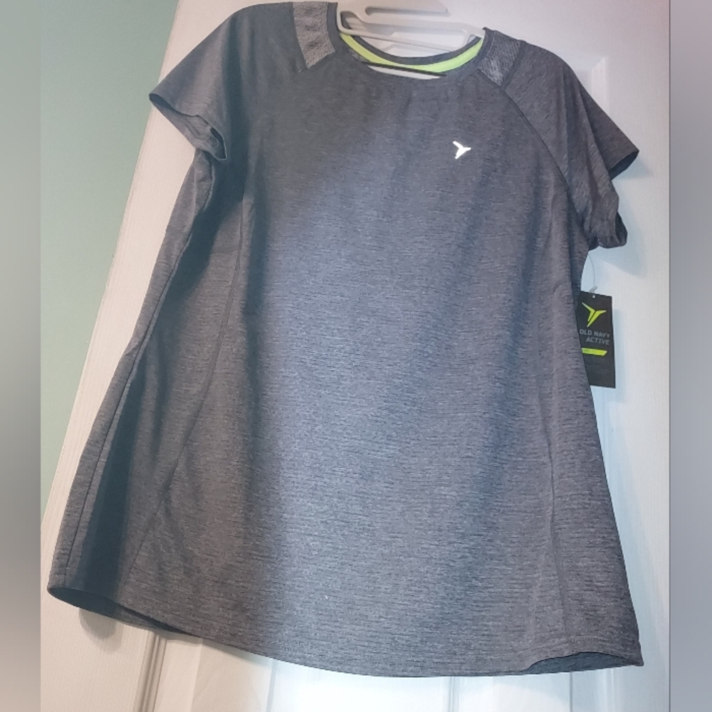 NWT Old Navy Active Gray T-Shirt